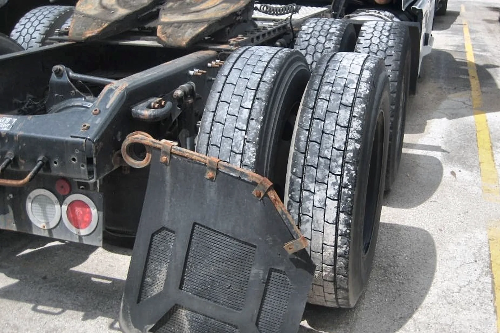 2015 VOLVO VN Series - view 10 of 12