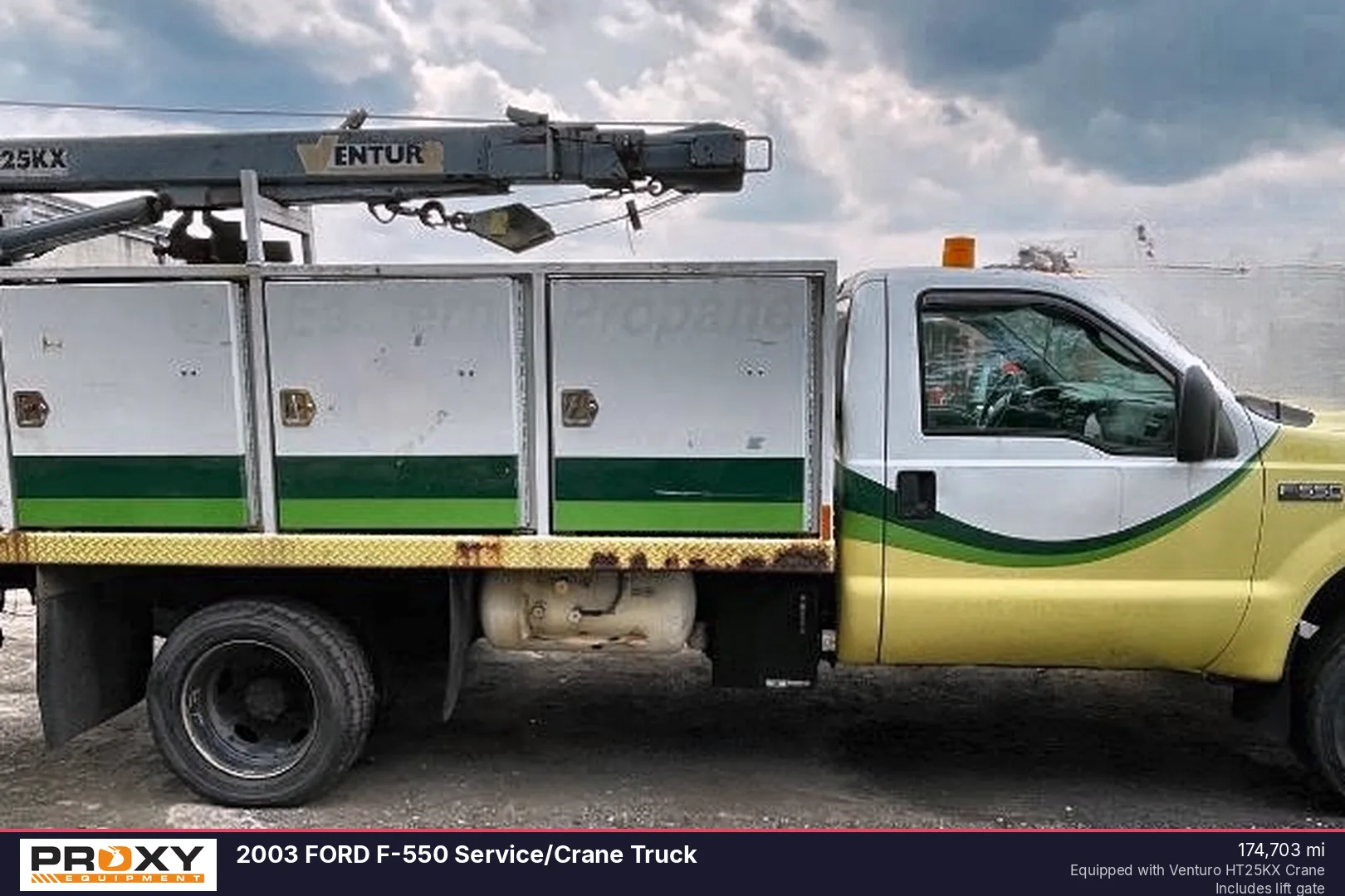 2003 FORD F-550 Service/Crane Truck - view 1 of 32