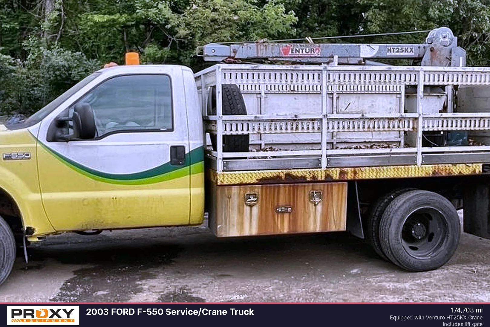 2003 FORD F-550 Service/Crane Truck - view 3 of 32