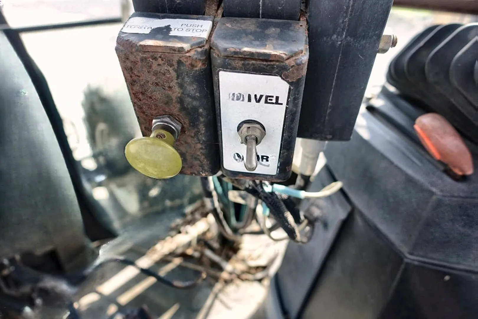 2010 NEW HOLLAND T6030 - view 15 of 42