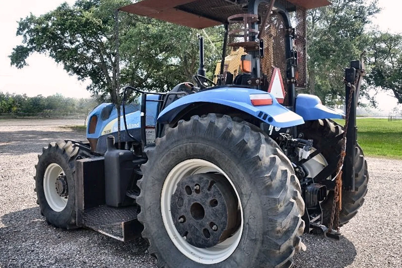 2010 NEW HOLLAND T6030 - view 8 of 42