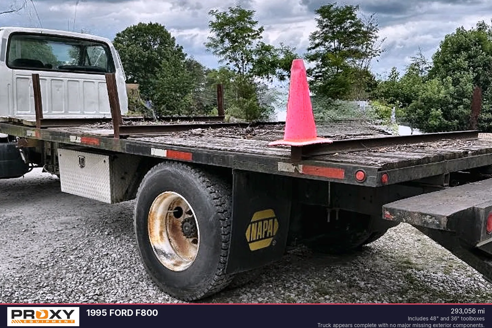 1995 FORD F800 - view 4 of 42