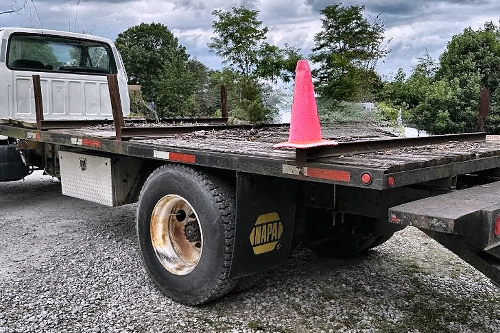 1995 FORD F800 - view 12 of 42