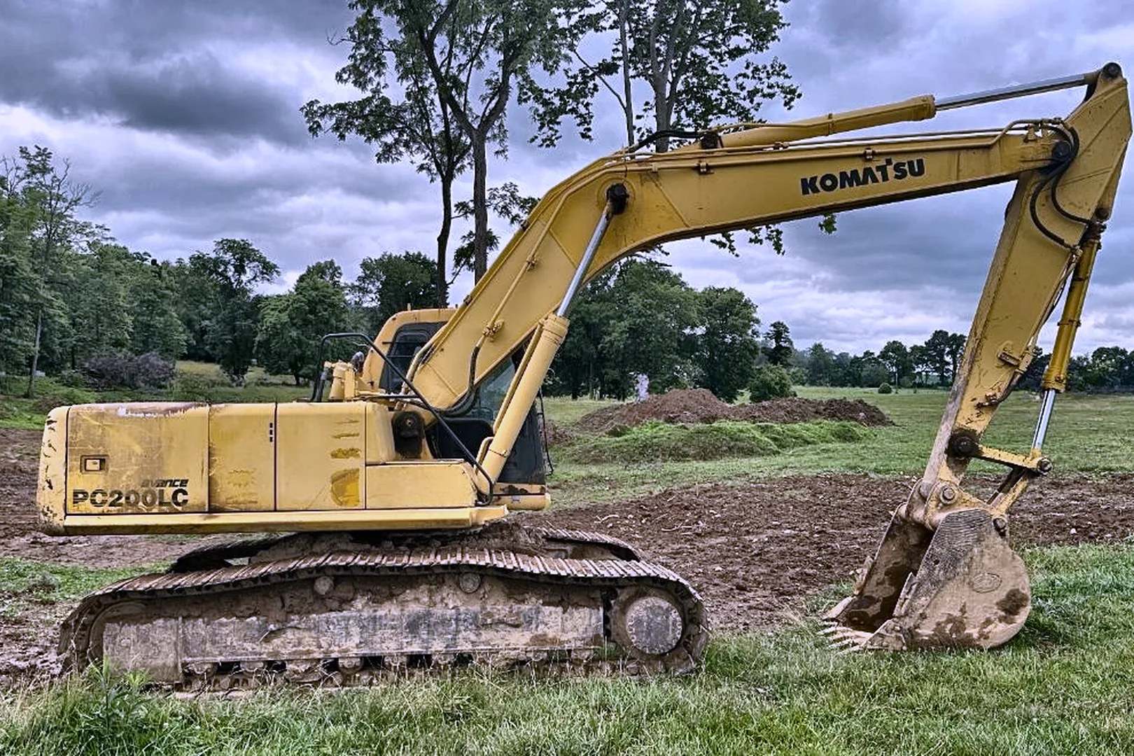 2002 KOMATSU PC200LC-6LE - view 10 of 35