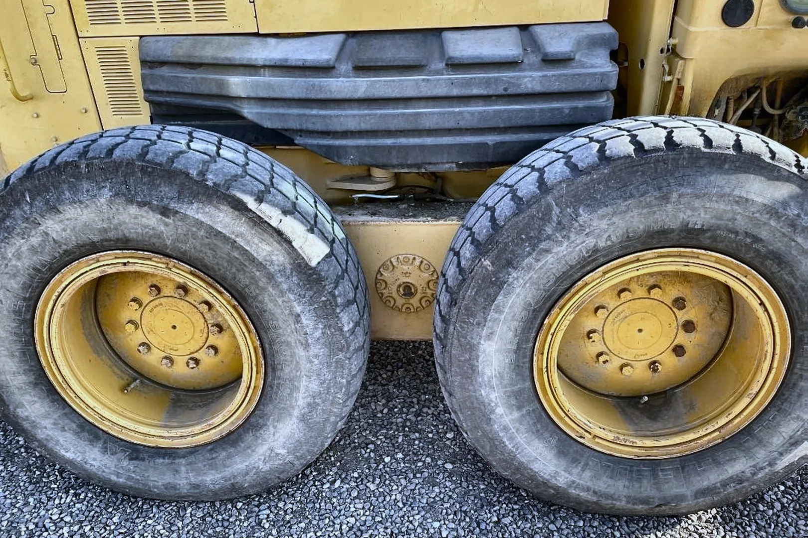 2004 CATERPILLAR 140H VHP Plus - view 6 of 14