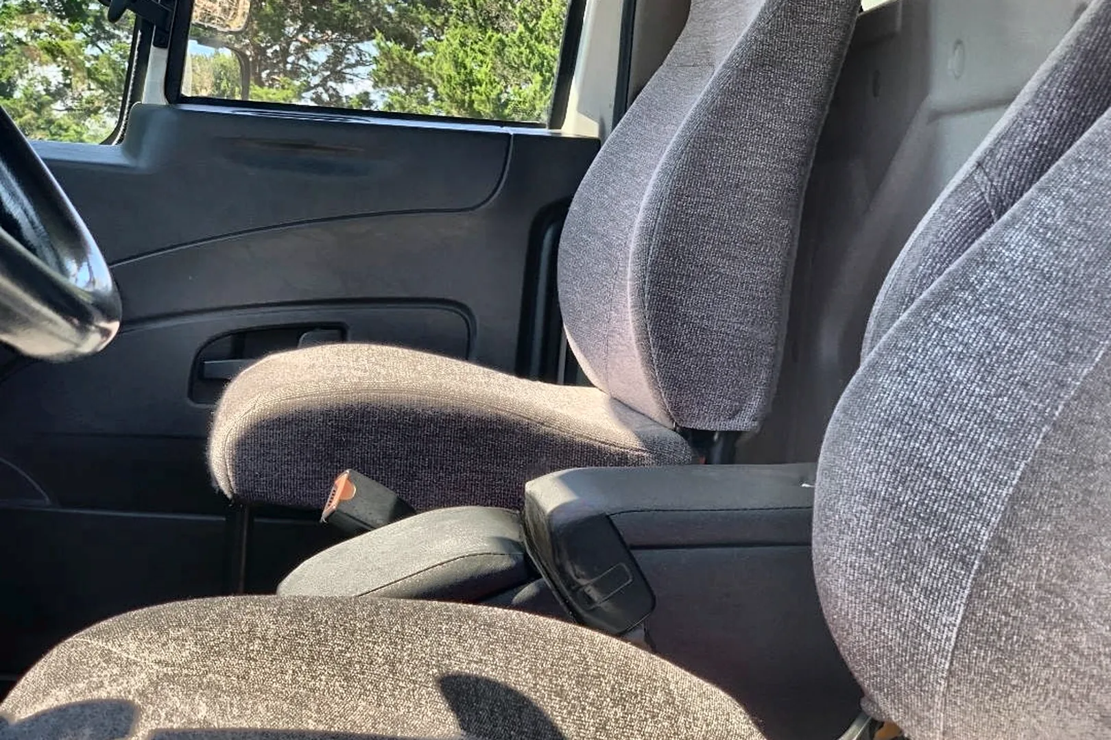 2017 INTERNATIONAL 4300 - view 15 of 24