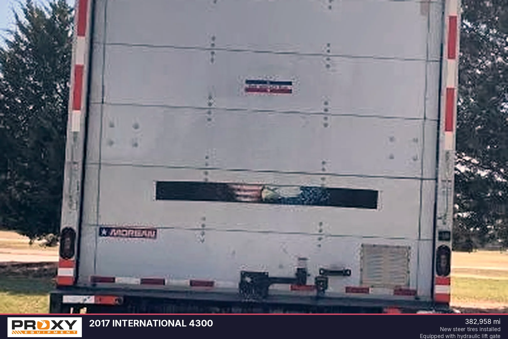 2017 INTERNATIONAL 4300 - view 4 of 24