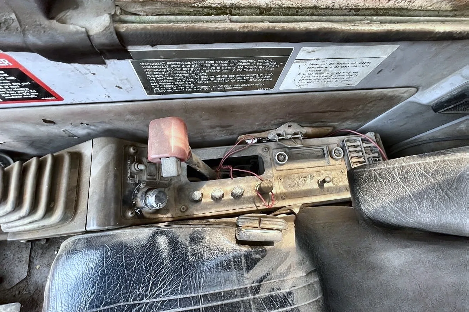 1995 HITACHI EX700BE - view 18 of 34