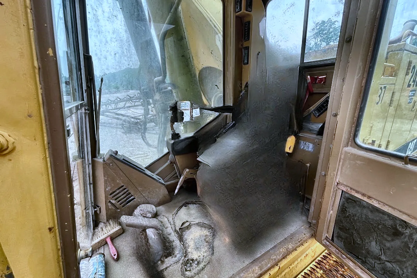 1992 CATERPILLAR 245D Long Reach - view 14 of 39