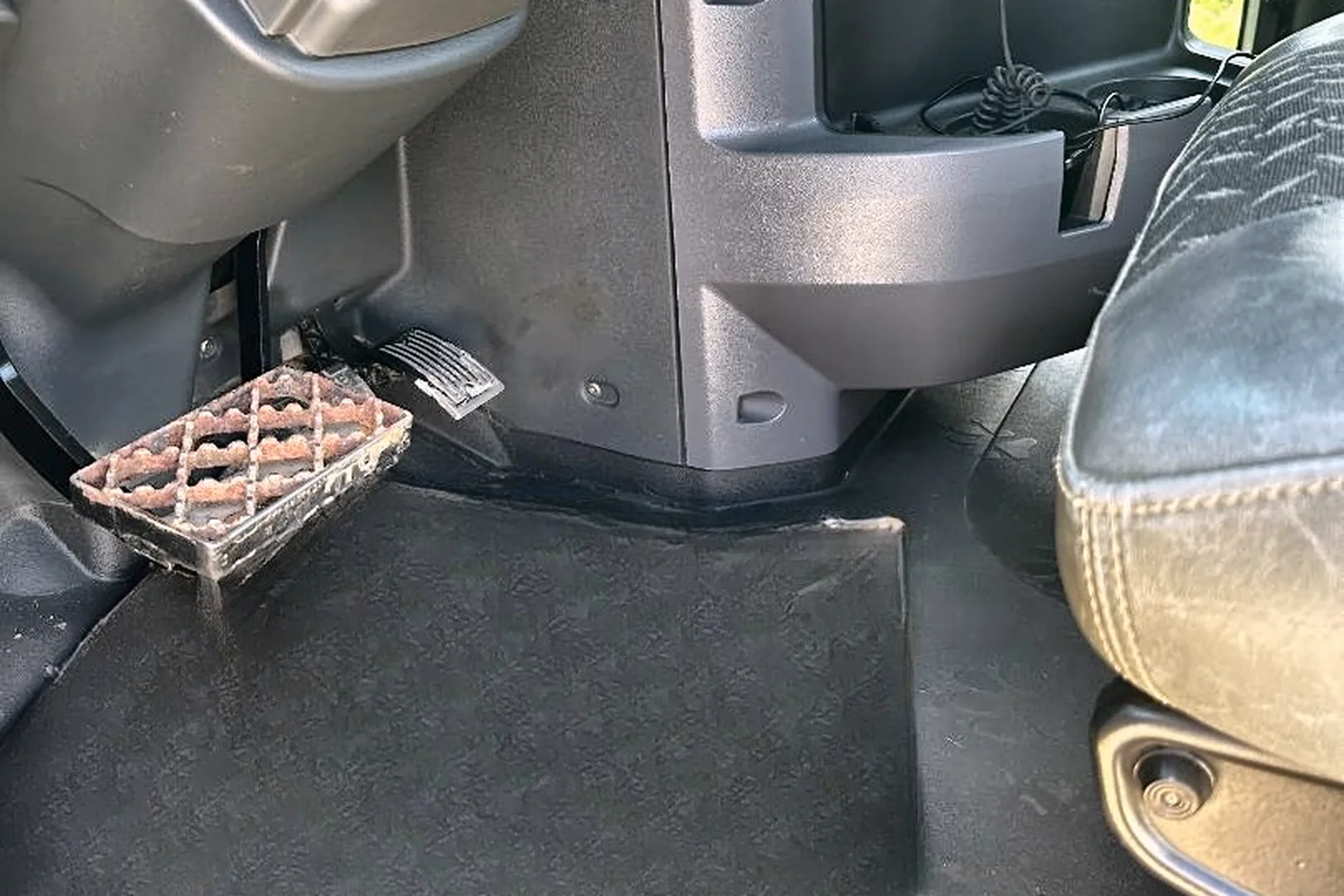 2012 MACK CHU613 - view 14 of 37