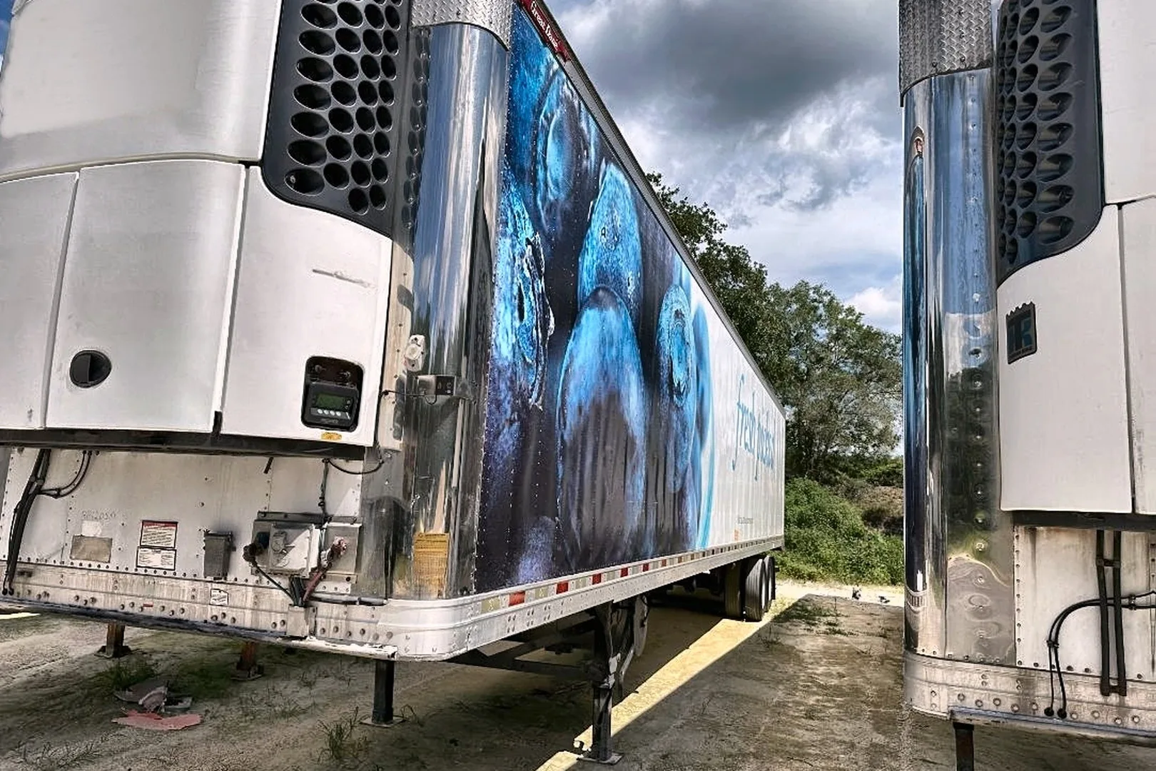 2011 GREAT DANE Refrigerated Van Trailer - view 12 of 15