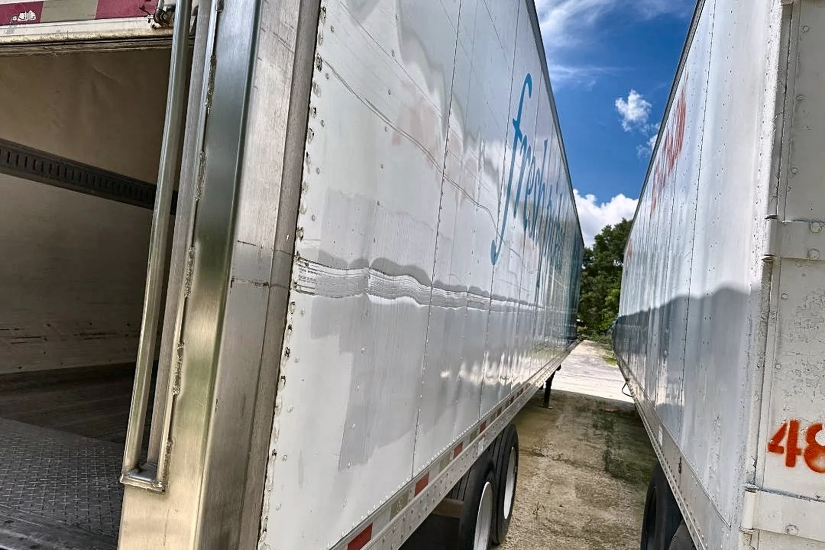 2011 GREAT DANE Refrigerated Van Trailer - view 13 of 15