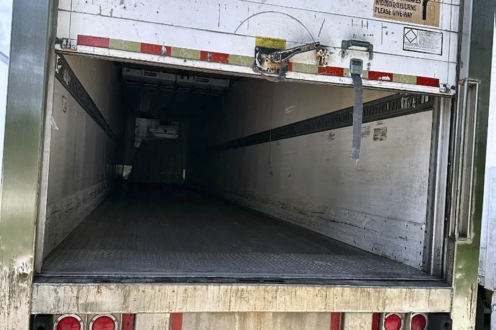 2011 GREAT DANE Refrigerated Van Trailer - view 10 of 15