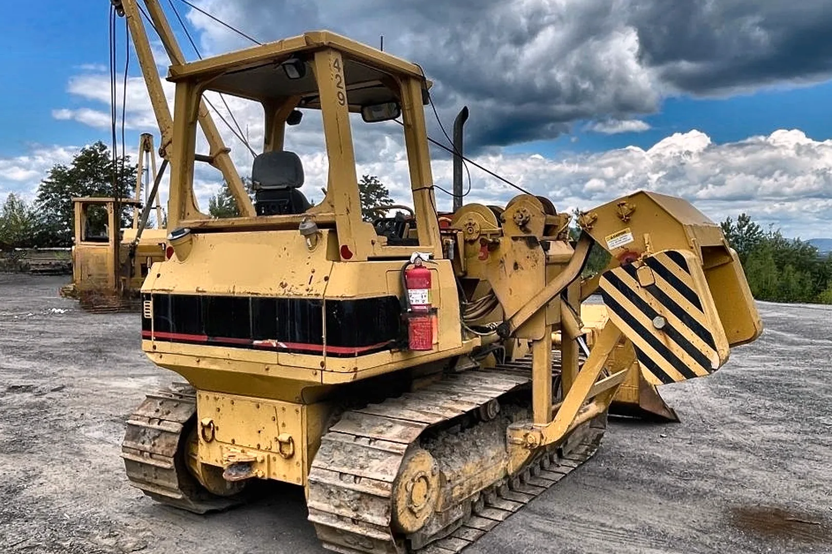 2005 CATERPILLAR D5G - view 11 of 38
