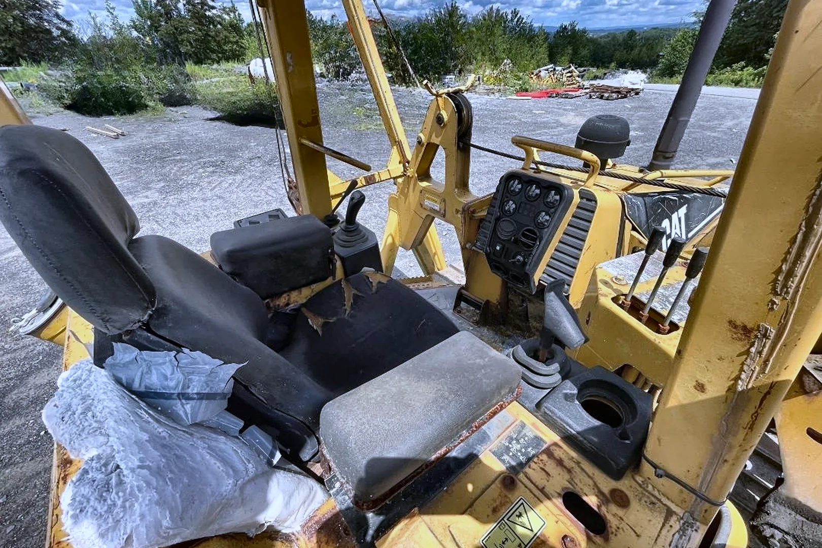 2005 CATERPILLAR D5G - view 16 of 36