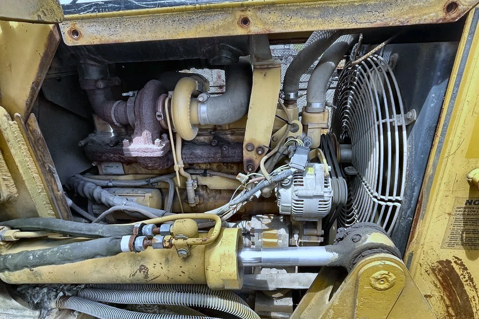 2005 CATERPILLAR D5G - view 18 of 36