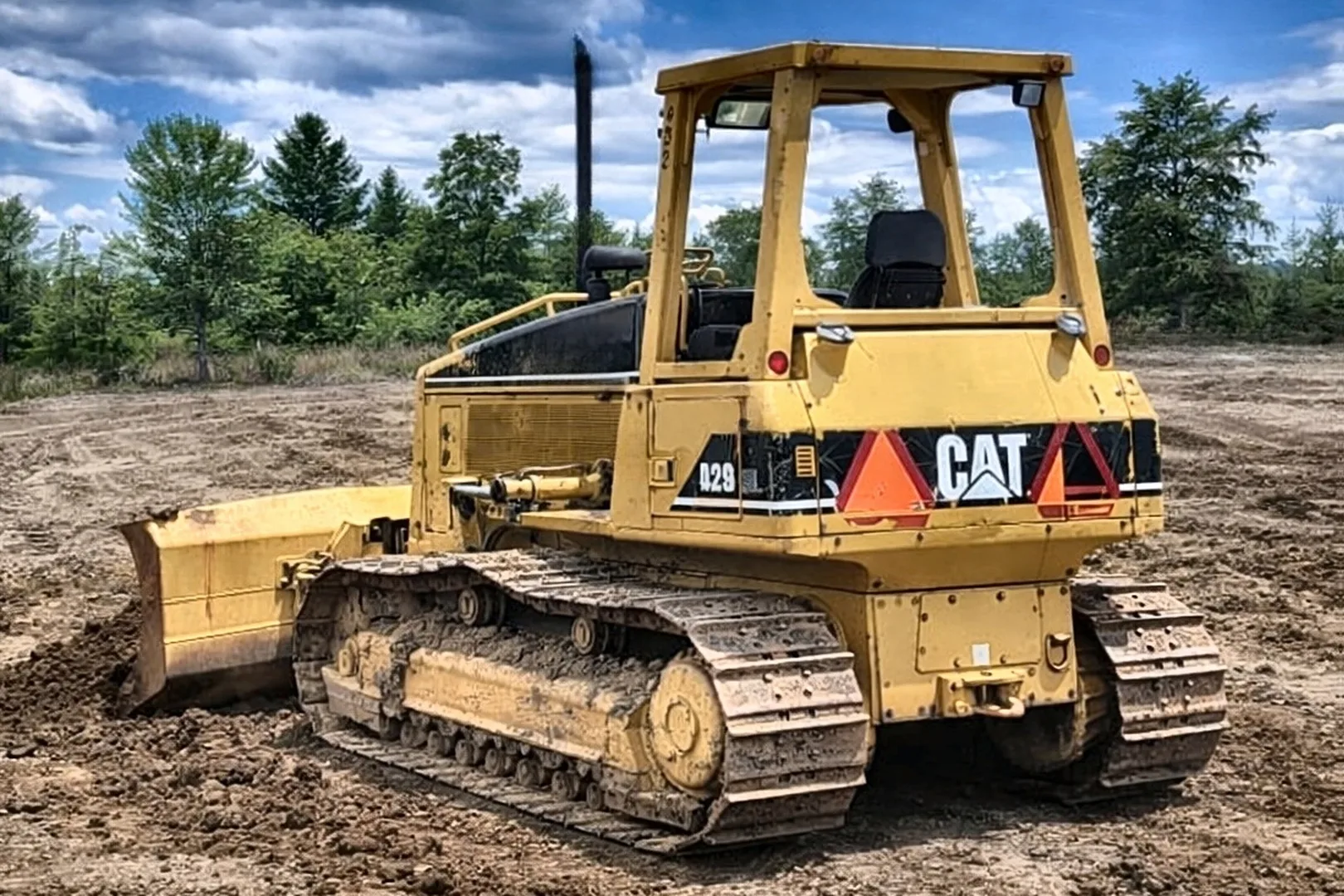 2005 CATERPILLAR D5G - view 7 of 36