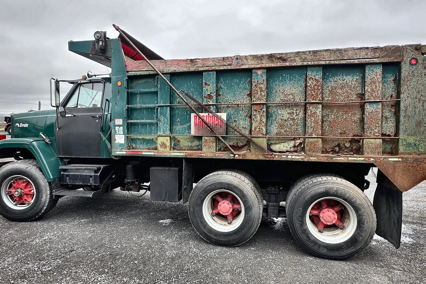 1979 CHEVROLET Bruin - view 11 of 48