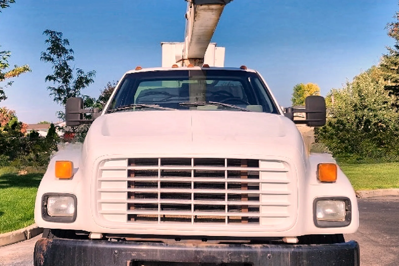 1999 GMC LAN46-2E - view 8 of 35