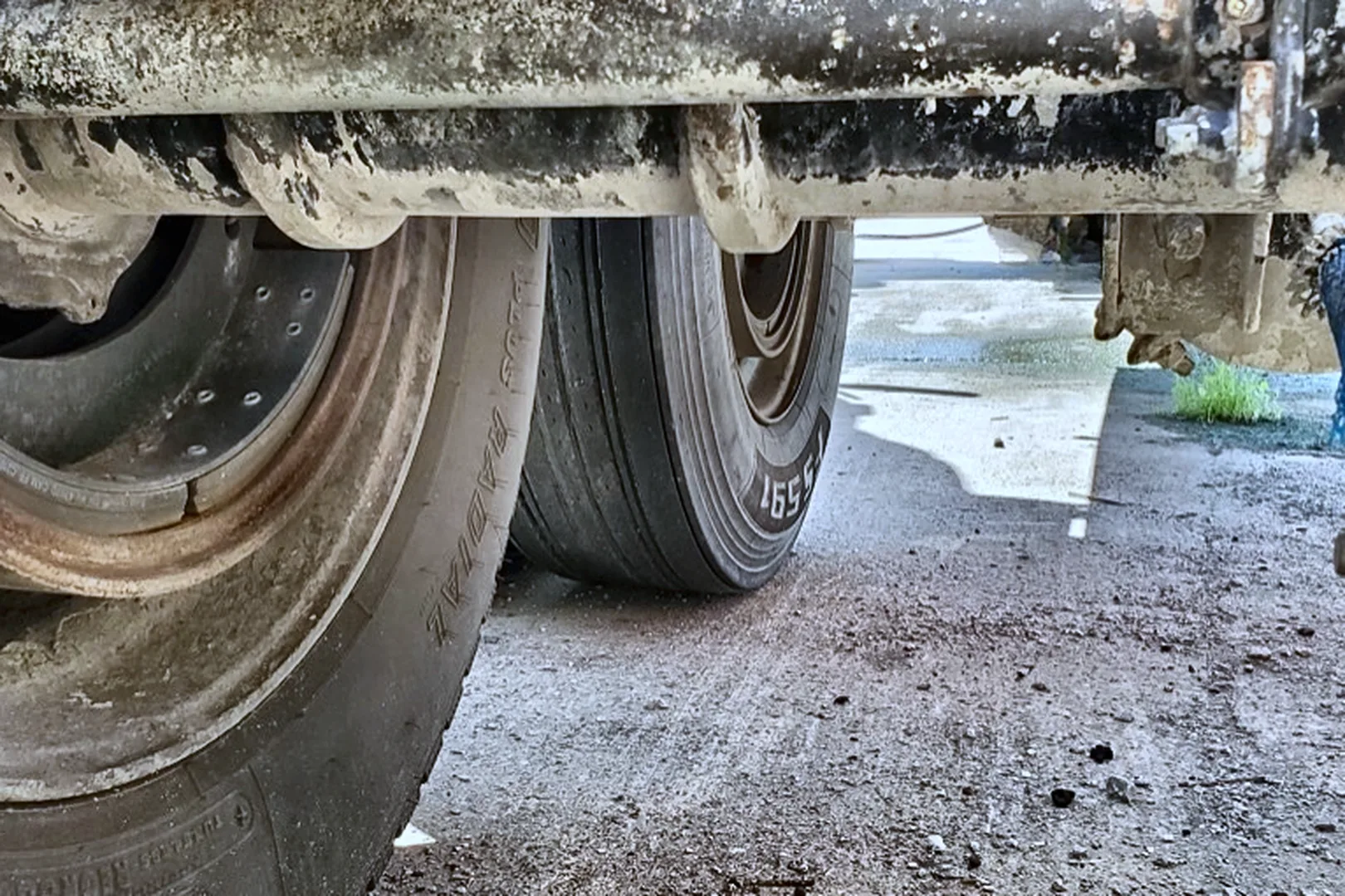 2015 EXA PNEUMATIC SAND TRAILER - view 6 of 15