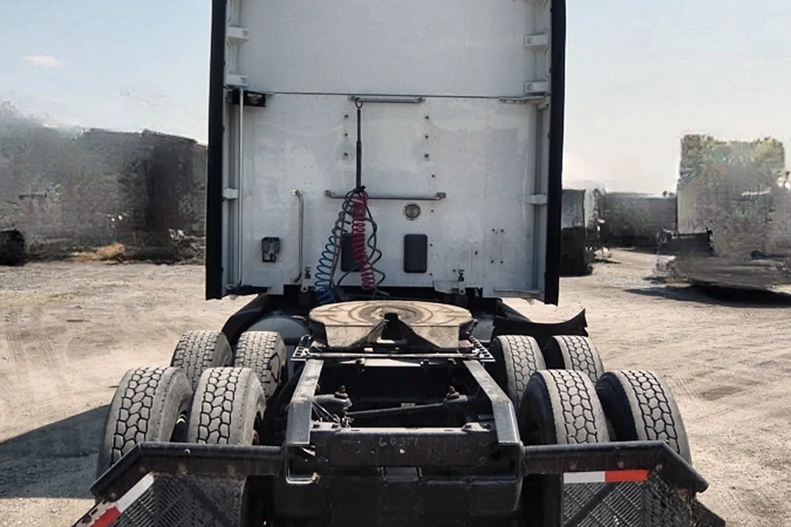 2017 KENWORTH T680 - view 9 of 54