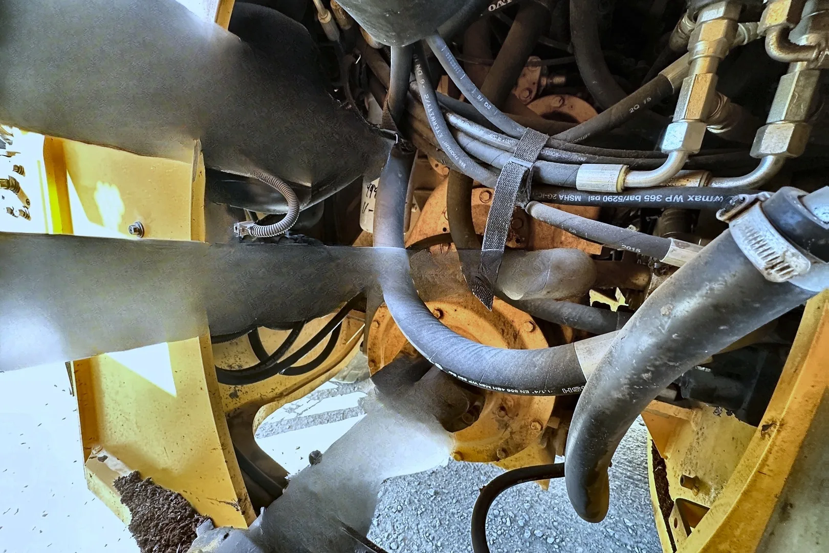 2015 VOLVO L150H - view 18 of 43