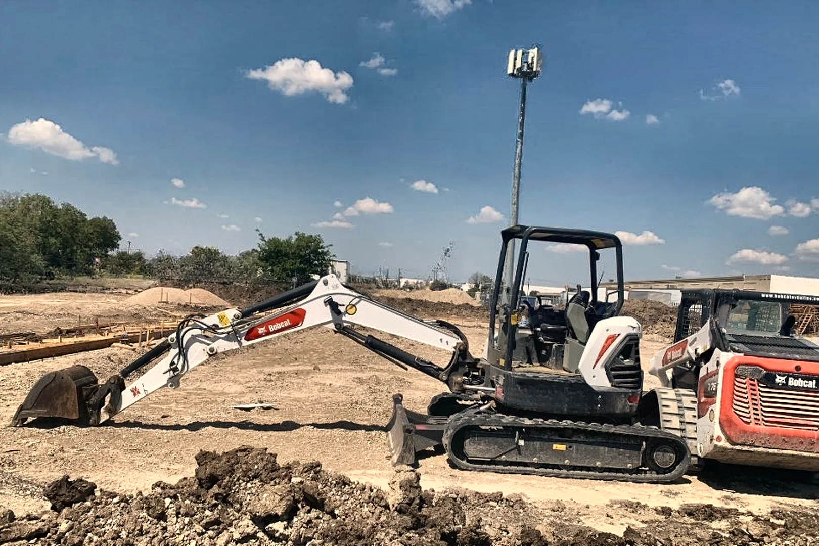 2020 BOBCAT E-50 R-2 Series - view 12 of 18