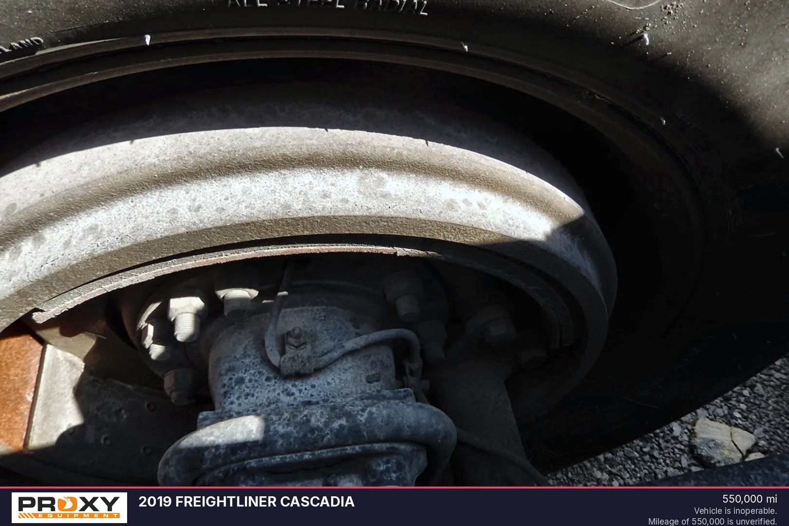 2019 FREIGHTLINER CASCADIA - view 3 of 50