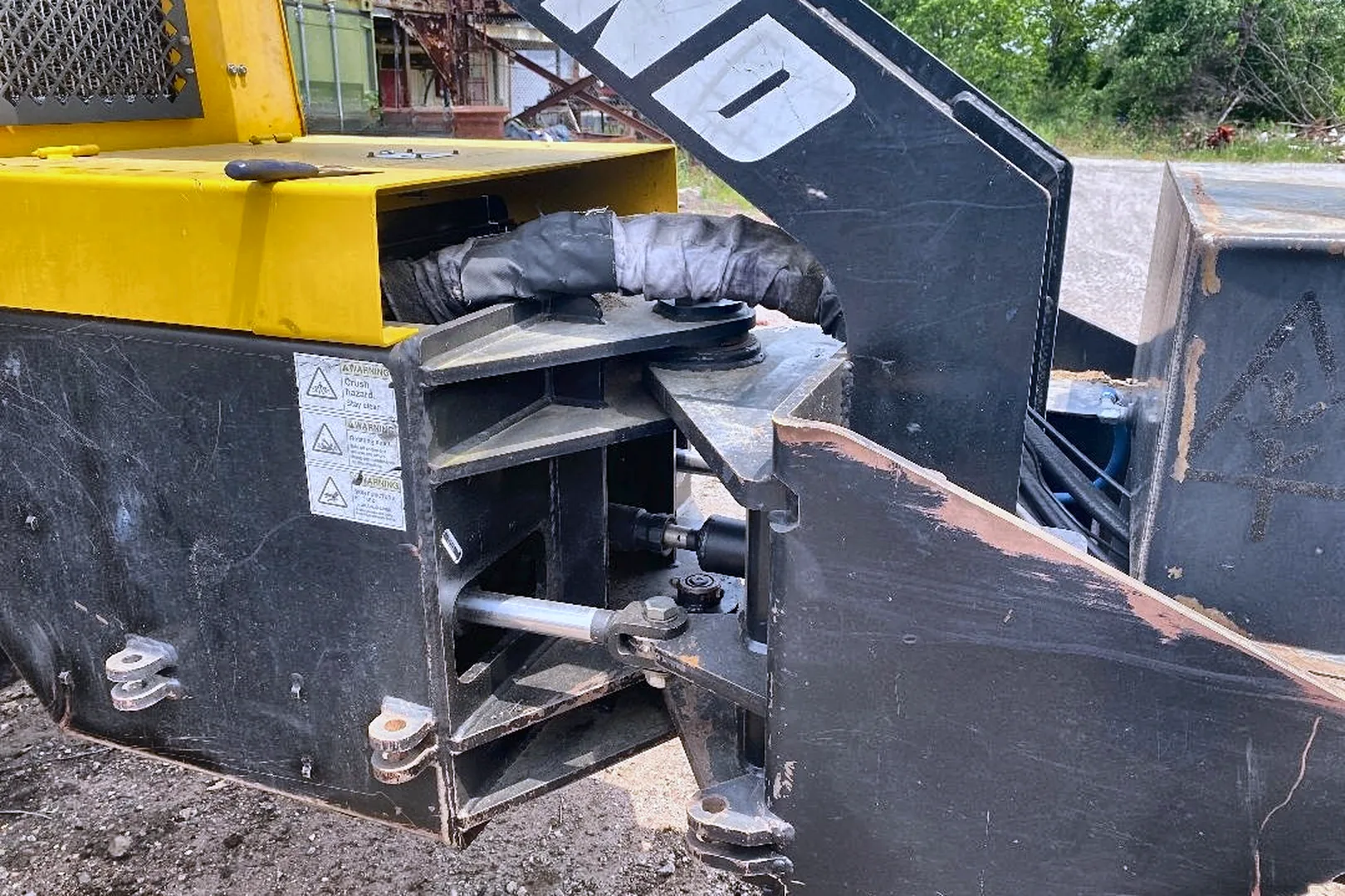 2009 JARRAFF 4 Wheel Drive - view 16 of 33