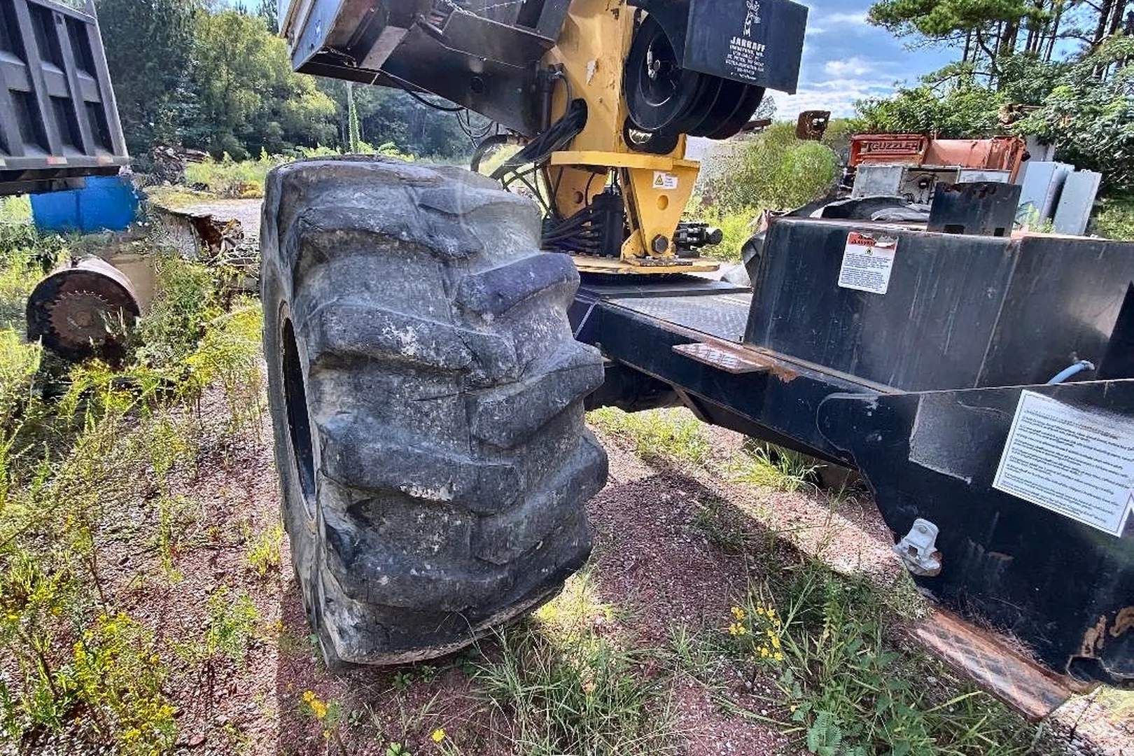 2009 JARRAFF 4 Wheel Drive - view 17 of 33
