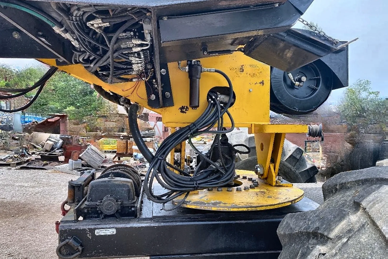 2009 JARRAFF 4 Wheel Drive - view 13 of 33