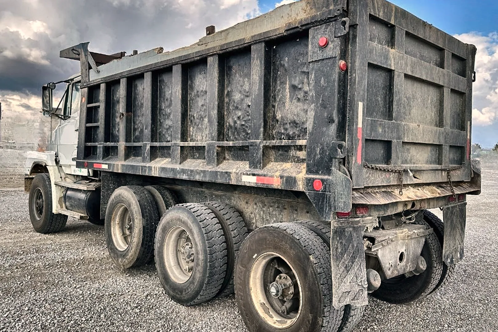 1987 FREIGHTLINER FLC - view 12 of 46