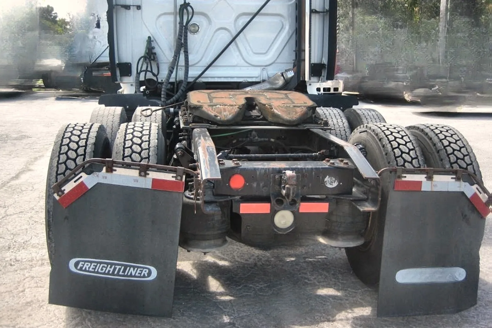 2013 FREIGHTLINER Cascadia - view 10 of 17