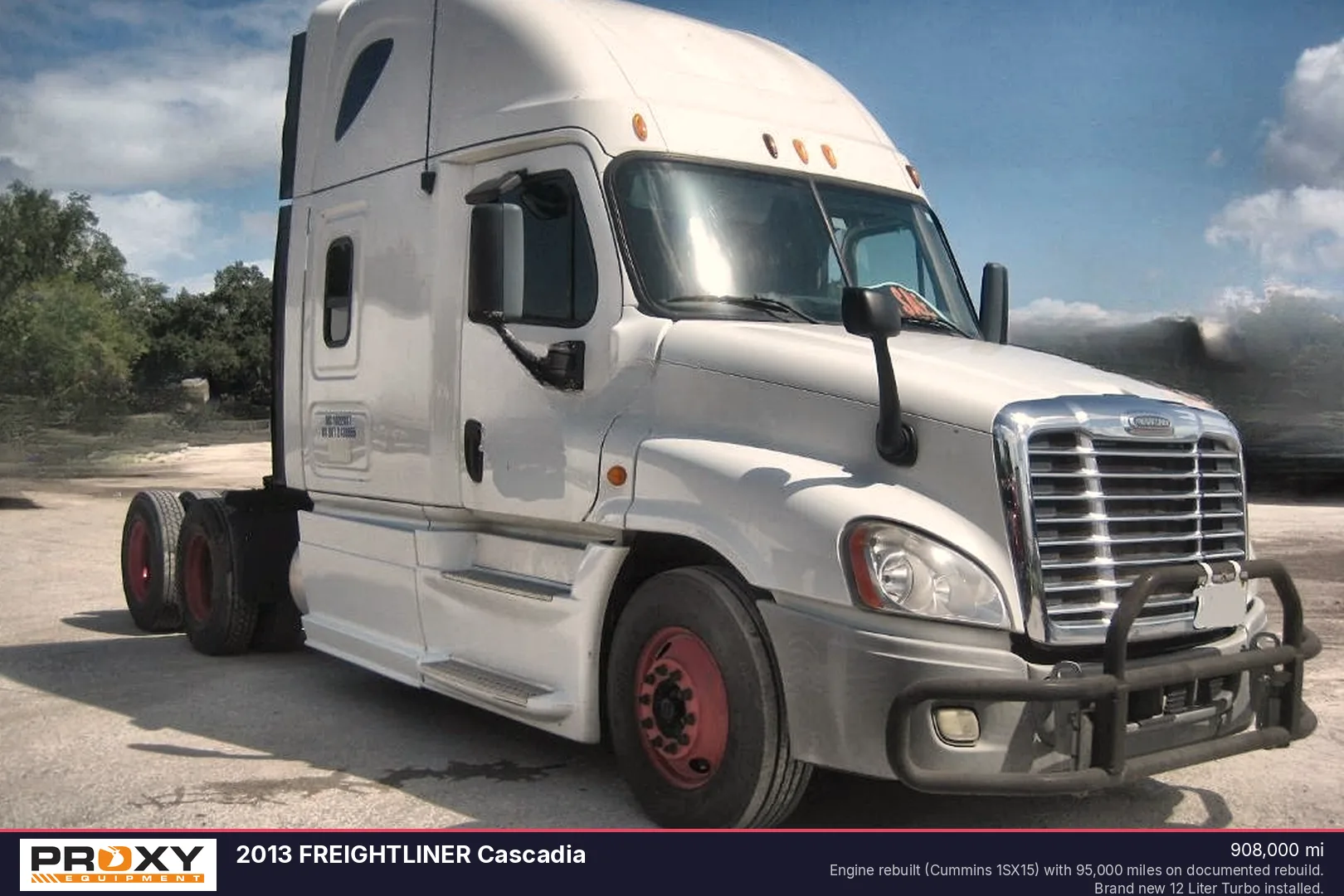 2013 FREIGHTLINER Cascadia - view 1 of 17
