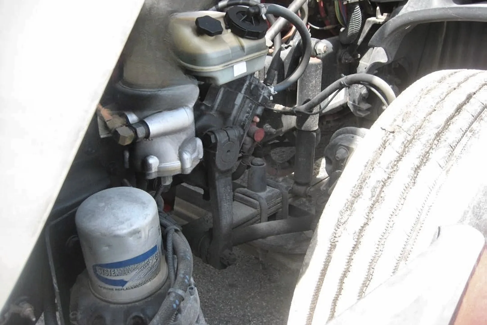 2013 FREIGHTLINER Cascadia - view 15 of 17