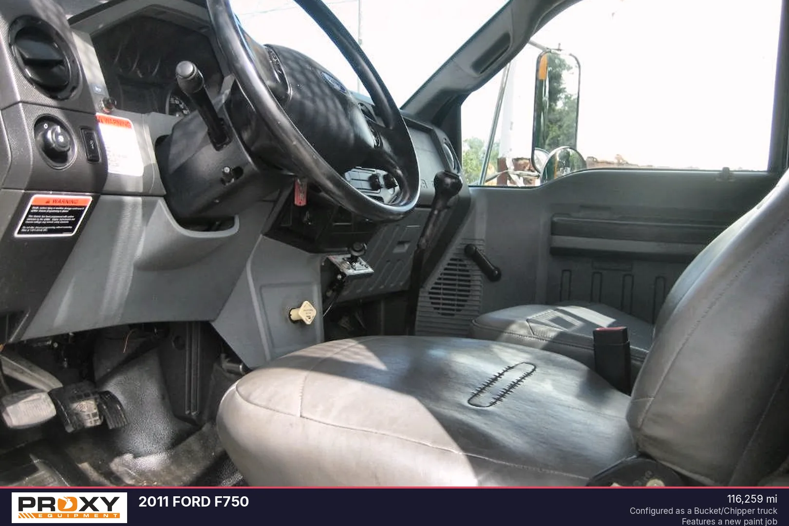 2011 FORD F750 - view 3 of 11