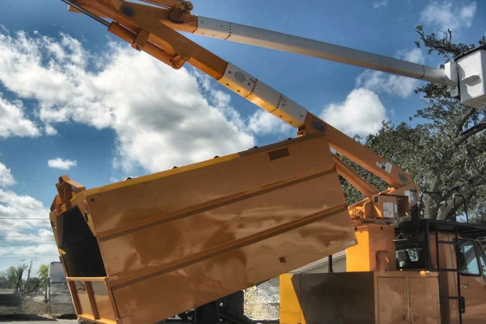 2011 INTERNATIONAL DuraStar 4300 - view 16 of 18