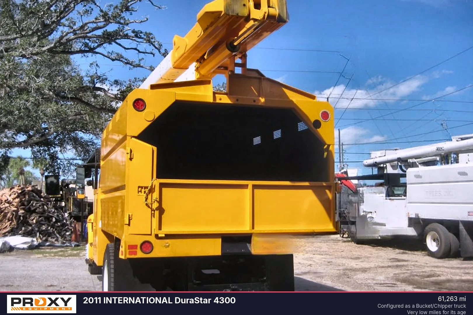 2011 INTERNATIONAL DuraStar 4300 - view 3 of 18