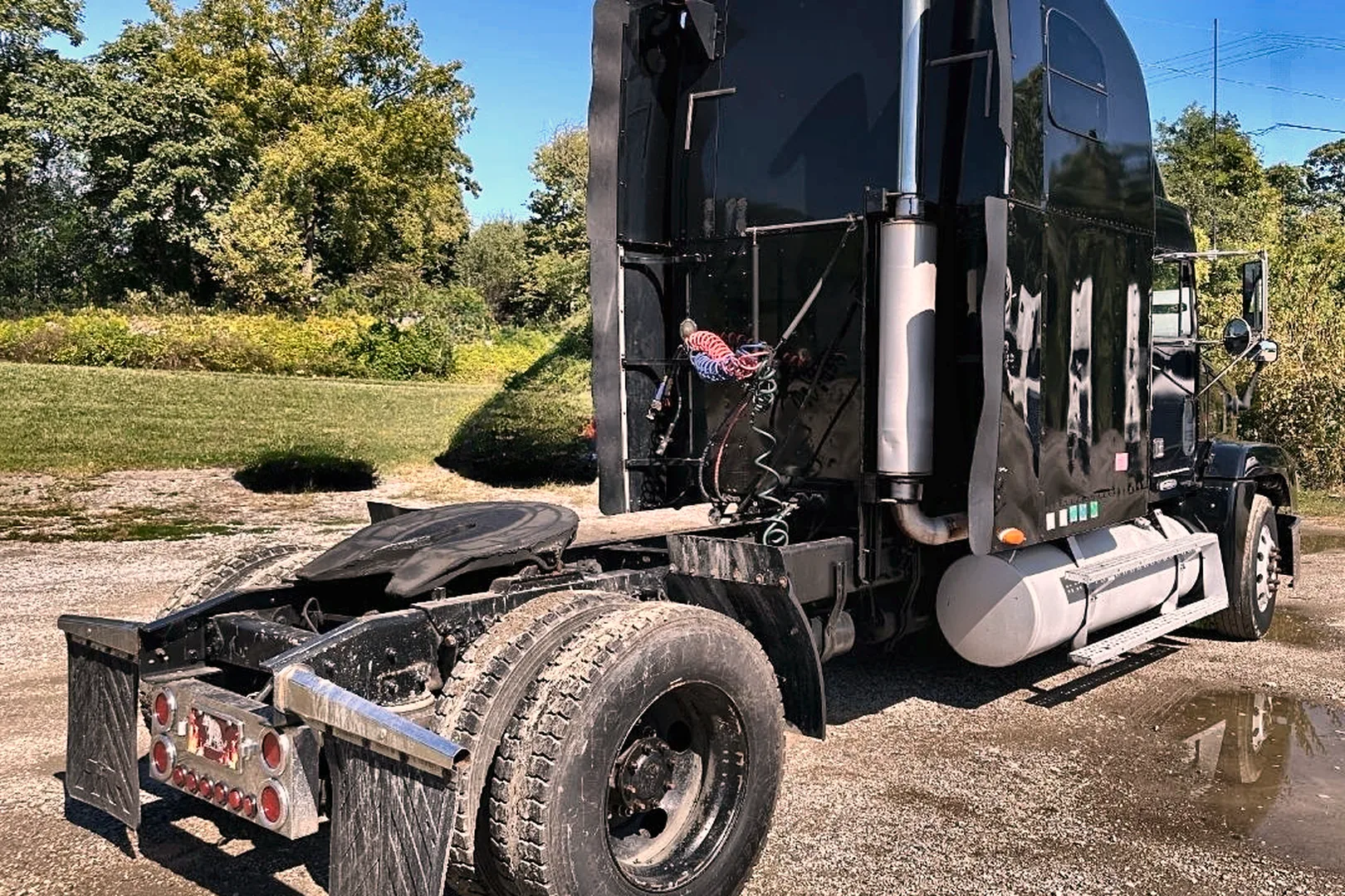 2001 FREIGHTLINER FLD 120 - view 9 of 36