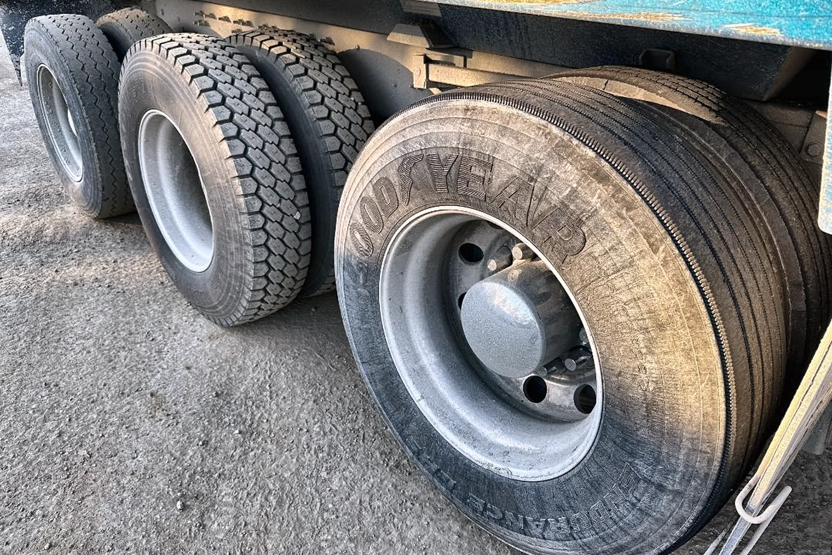 2021 INTERNATIONAL HX520 SFA - view 18 of 36