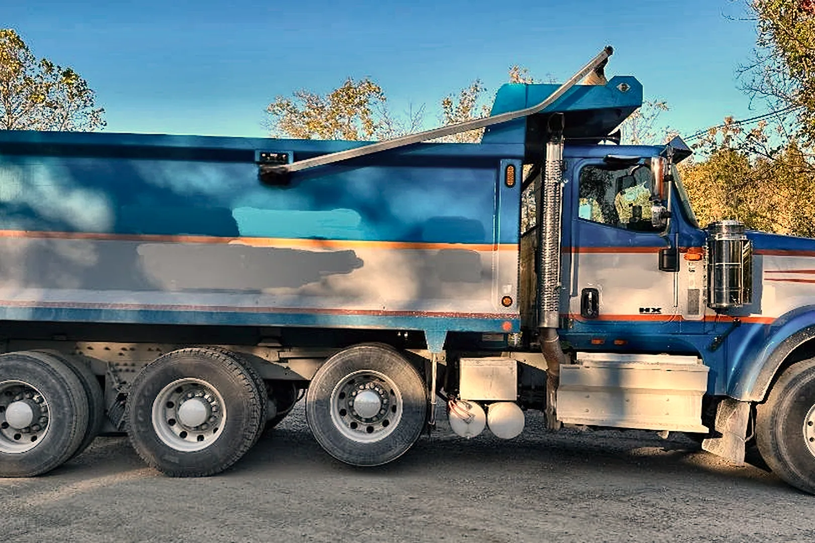 2021 INTERNATIONAL HX520 SFA - view 8 of 36