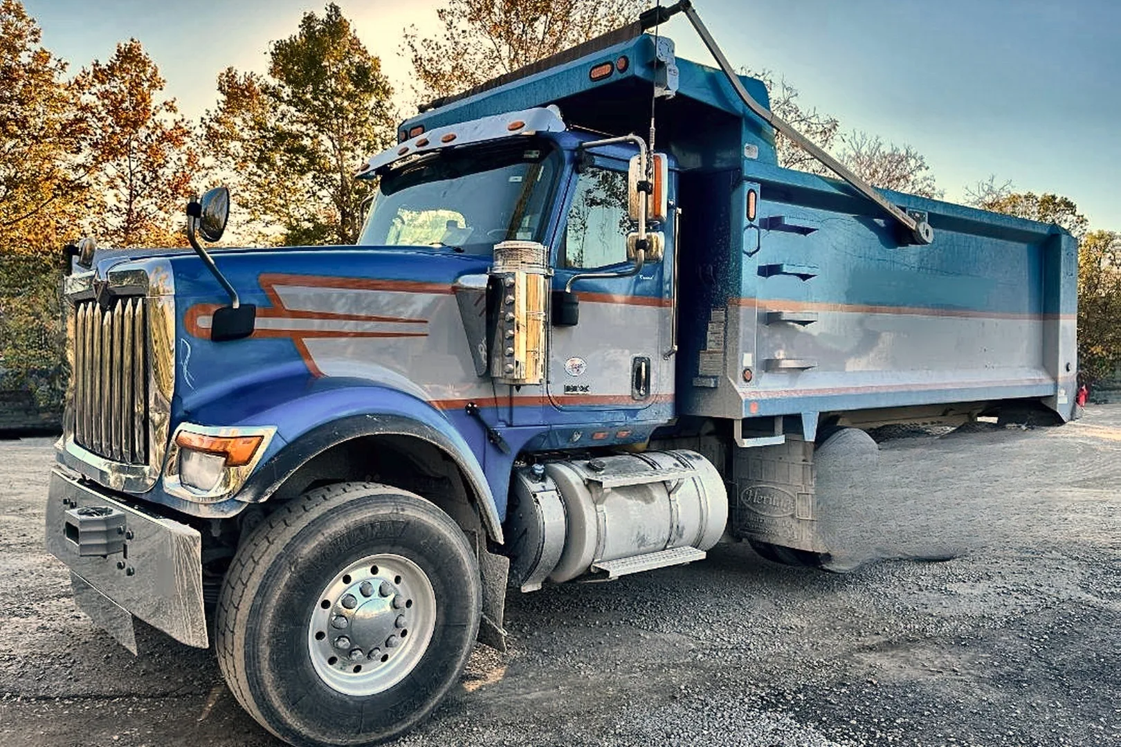 2021 INTERNATIONAL HX520 SFA - view 6 of 36