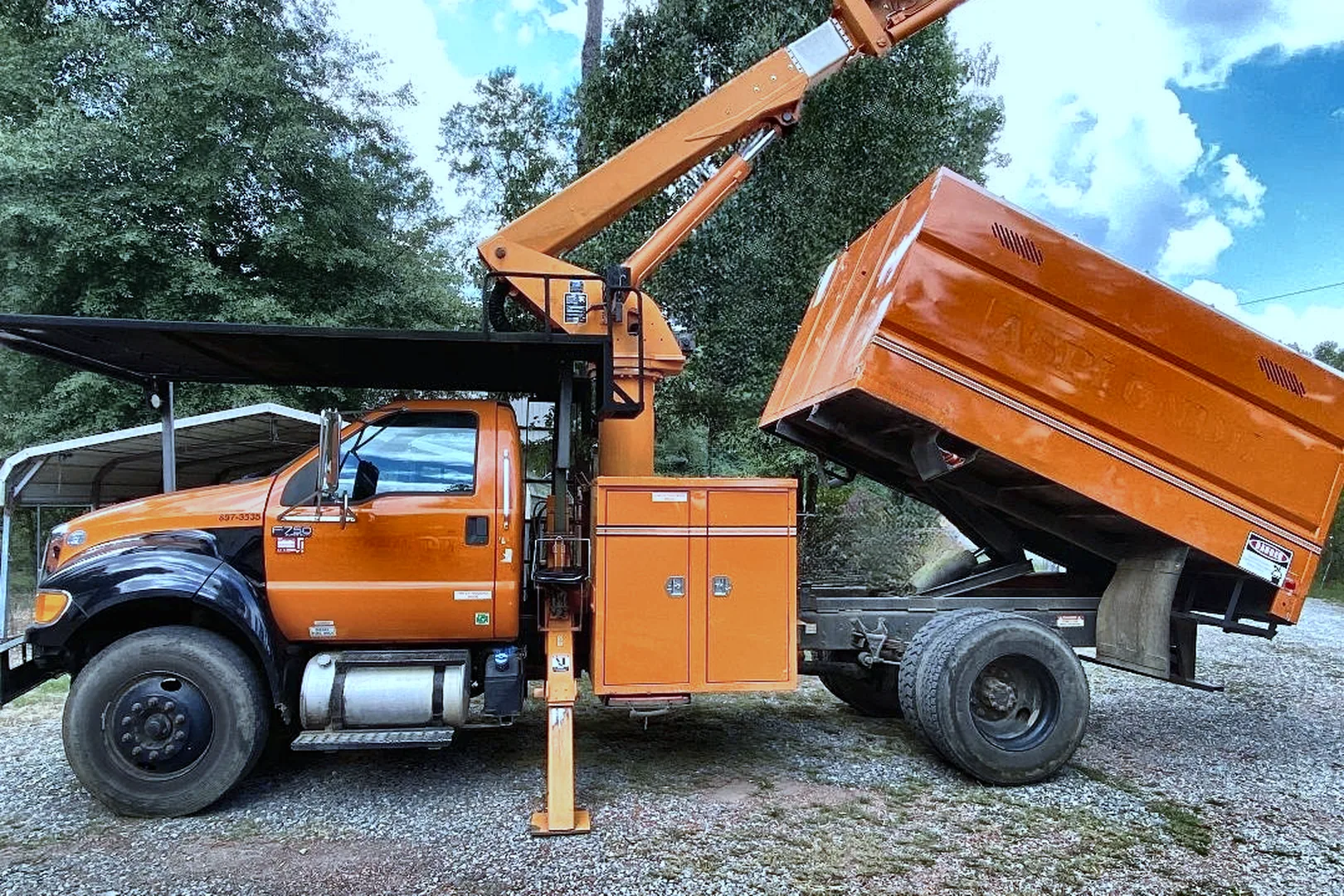 2013 FORD F750 - view 7 of 16