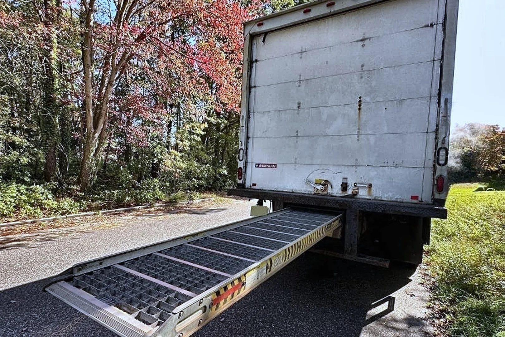 2015 FREIGHTLINER M2 Box Truck - view 17 of 44