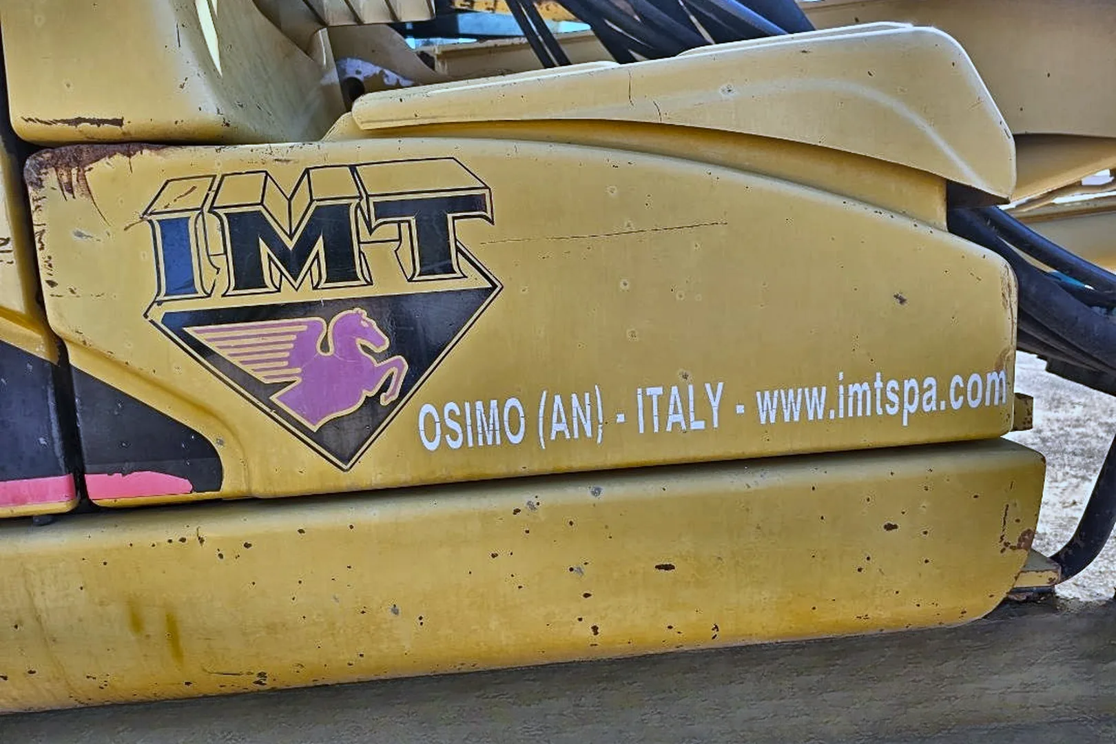 2006 IMT AF110H - view 15 of 16