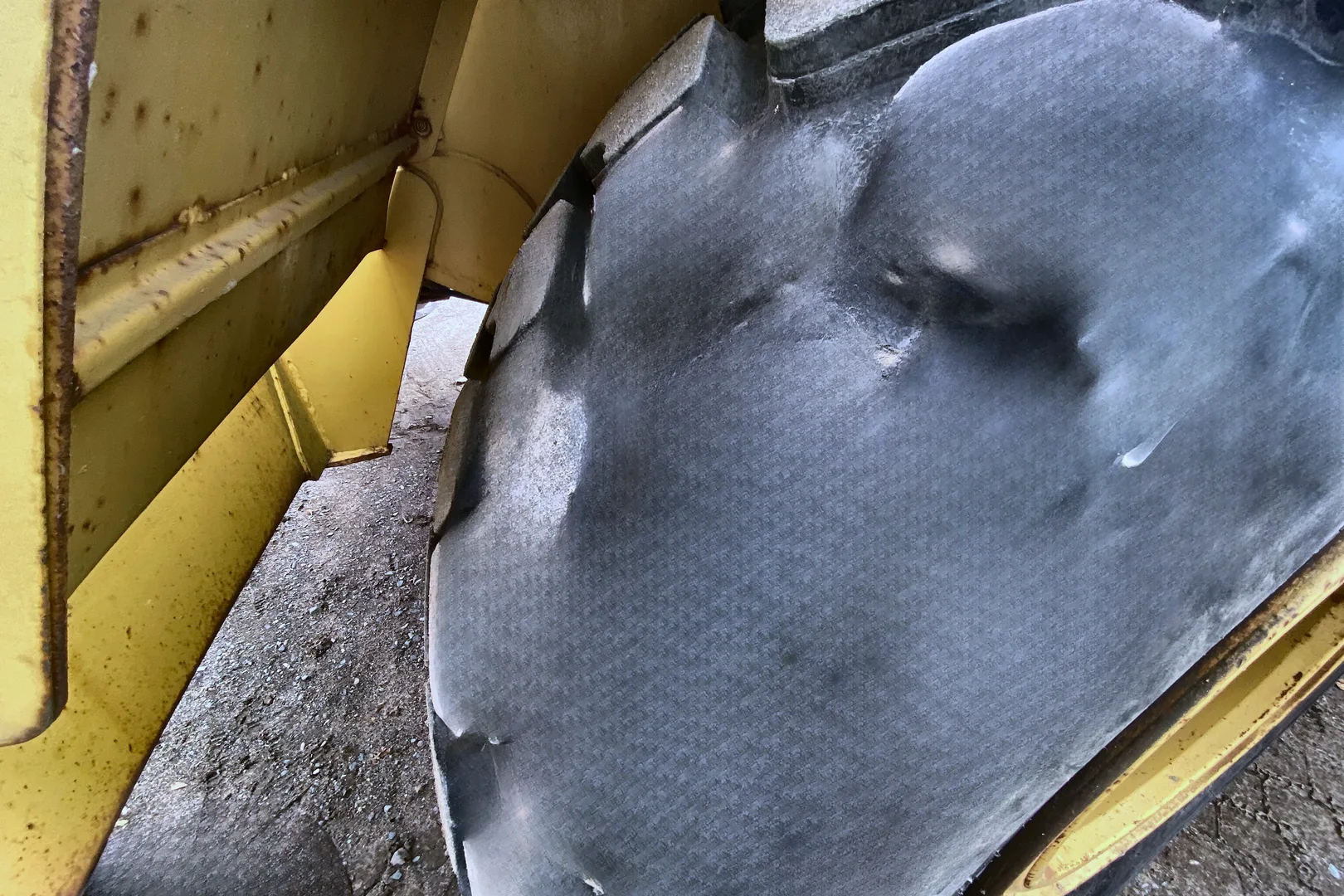 1980 GROVE RT-740B - view 16 of 25