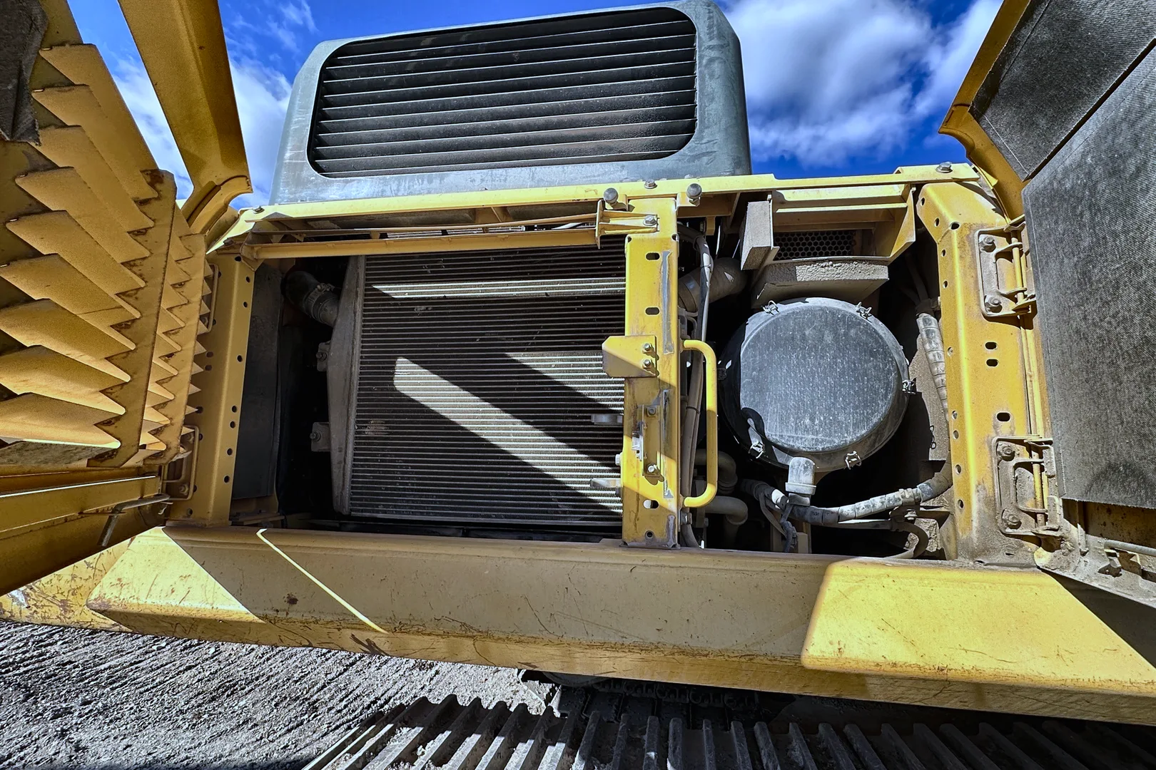 2011 KOMATSU PC450 - view 17 of 45