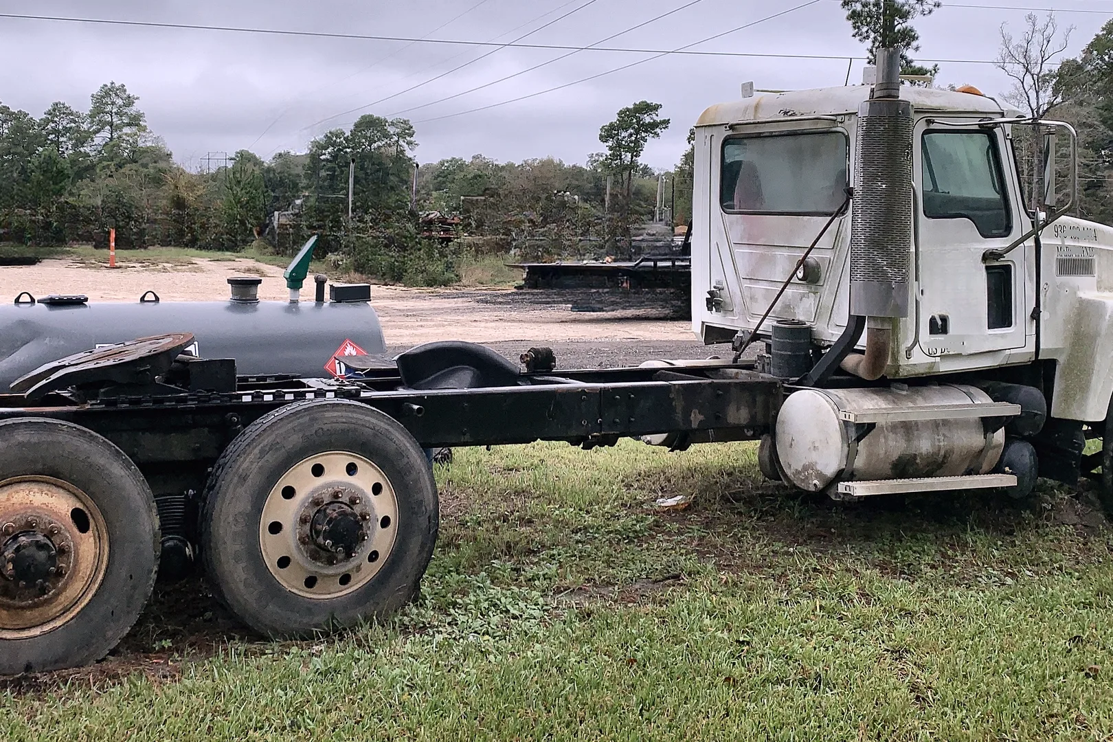 2004 MACK CHU613 - view 7 of 13