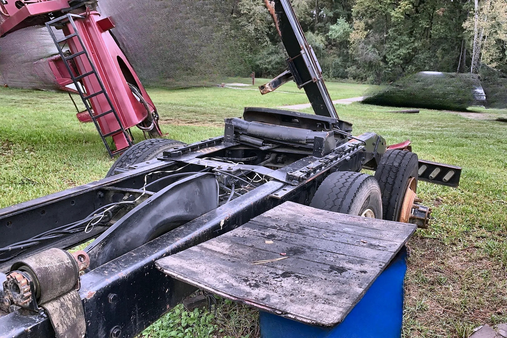 2004 MACK CHU613 - view 9 of 13