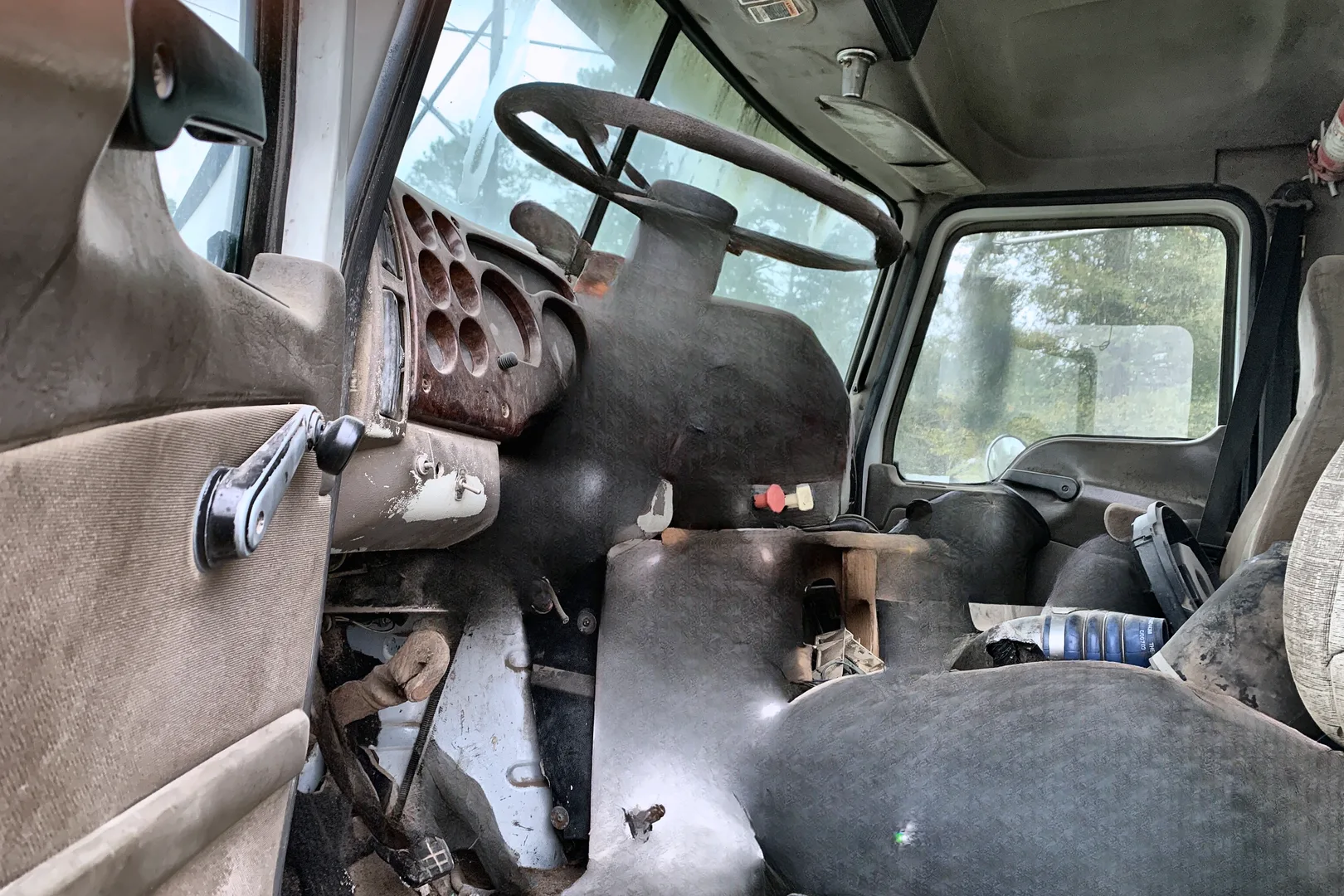 2004 MACK CHU613 - view 12 of 13